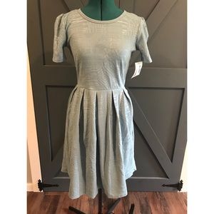 Lularoe Amelia dress size medium